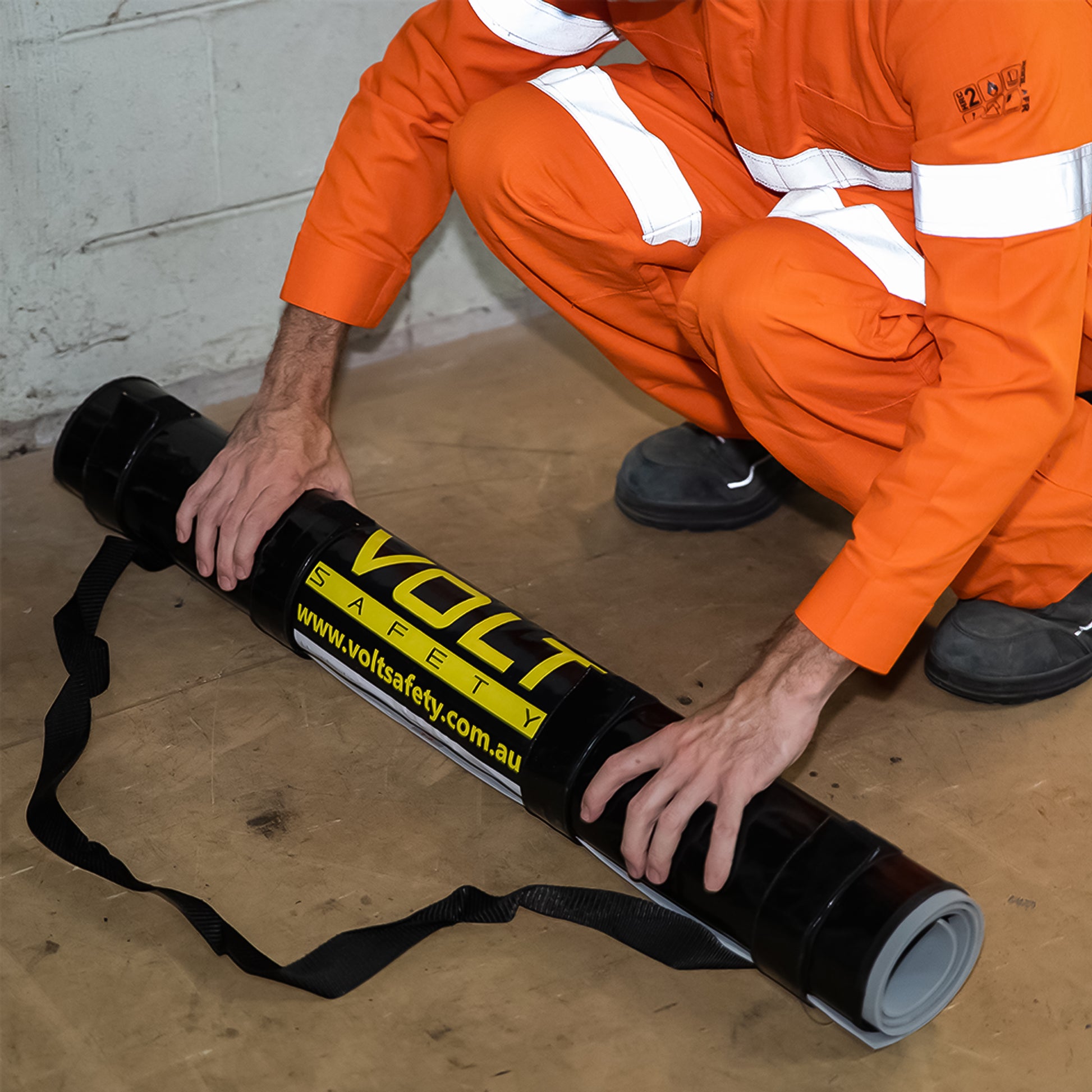 Volt Safety Insulated Mat Kit with bag - Class 0 1000V AS/NZS IEC 61111 - 4